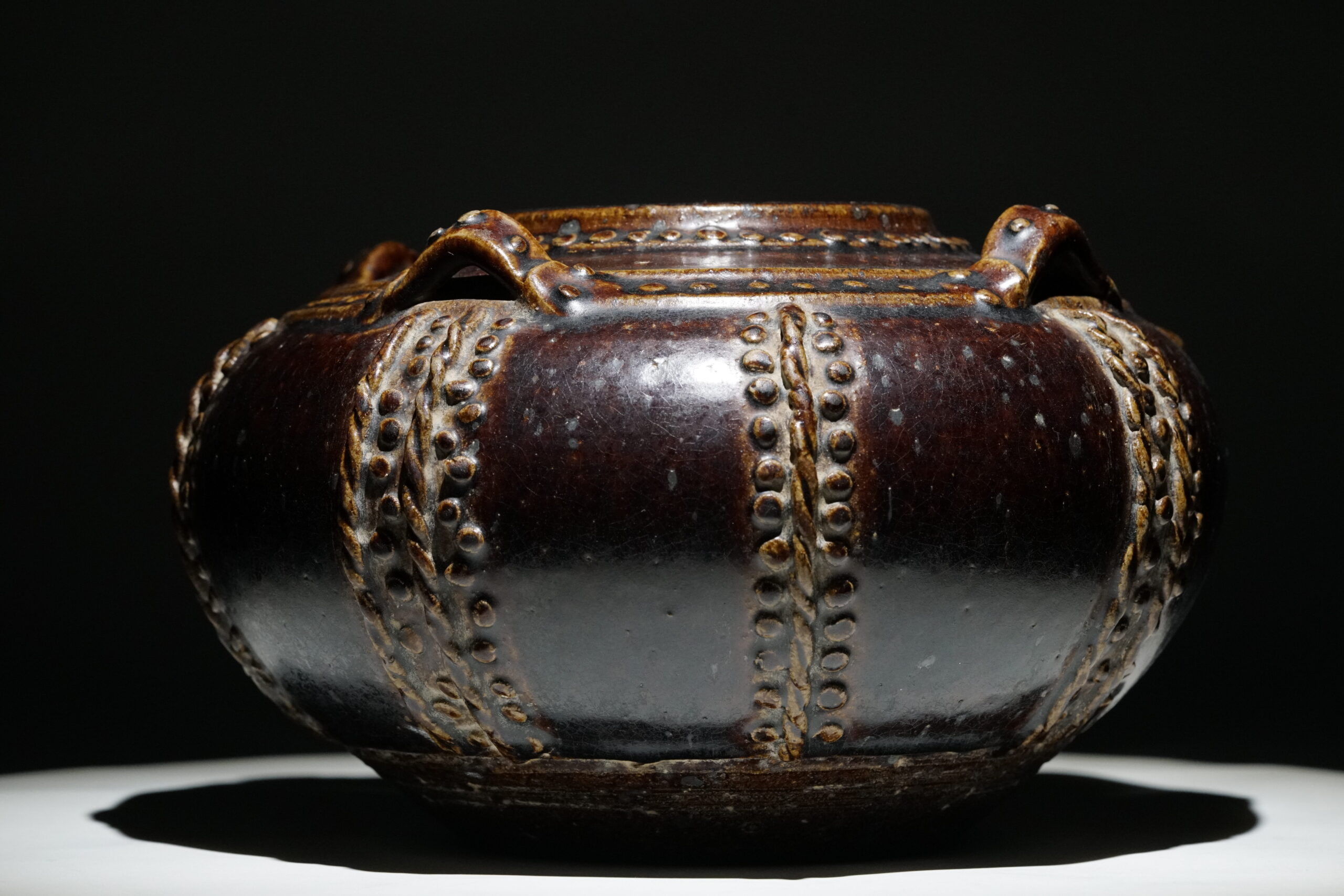 Burmese Martaban jar, 15th century