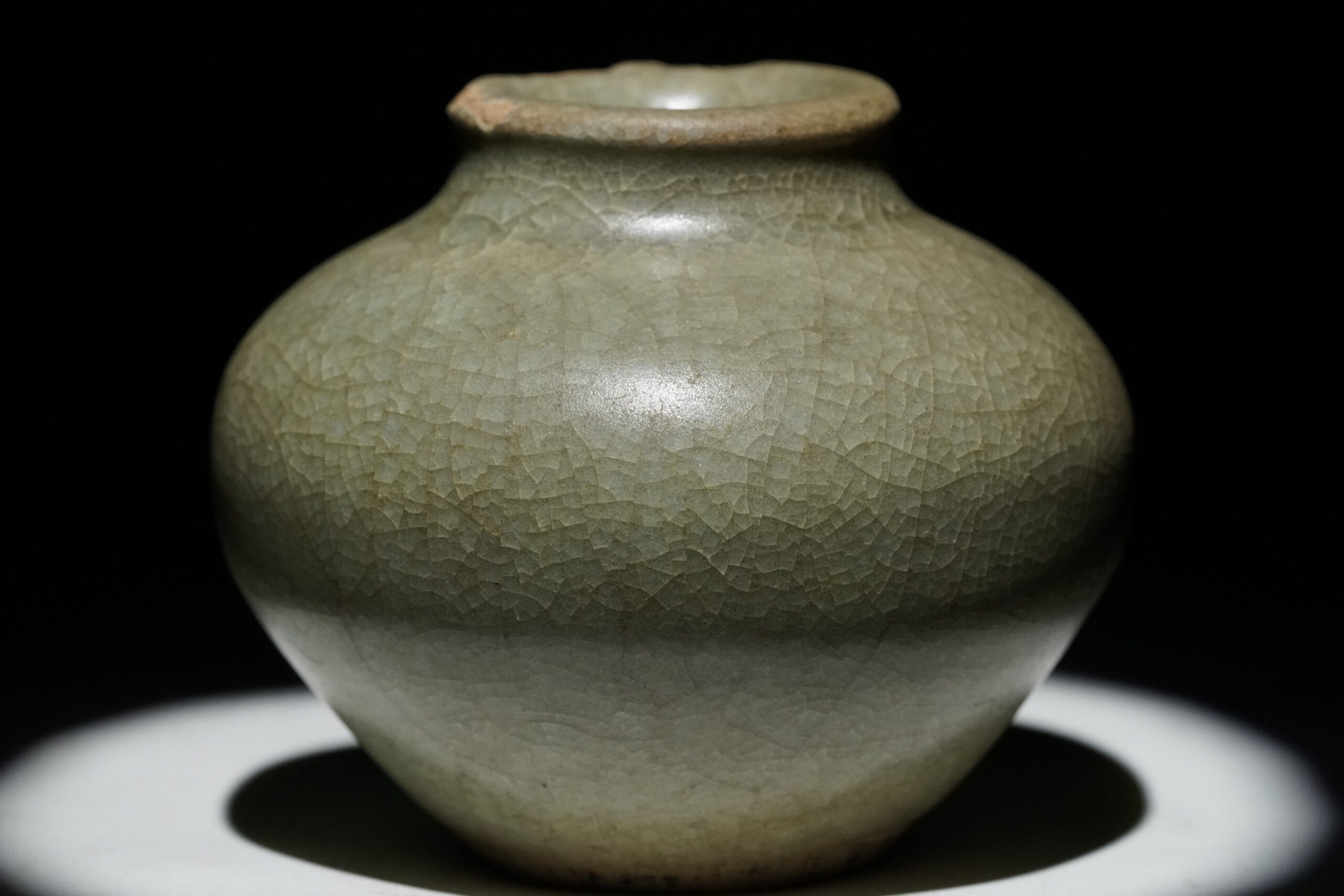 Green celadon jarlet from the Yuan Dynasty, 1300s